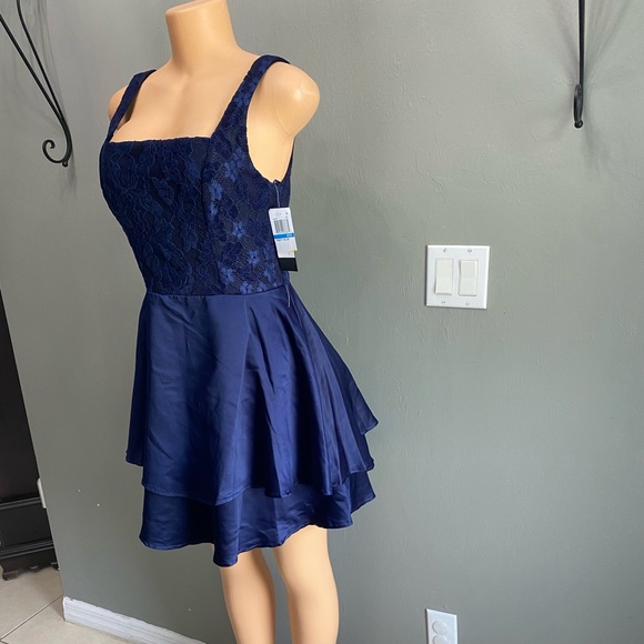 City‎ Studio Navy Dress with Lace Detail - Picture 2 of 4